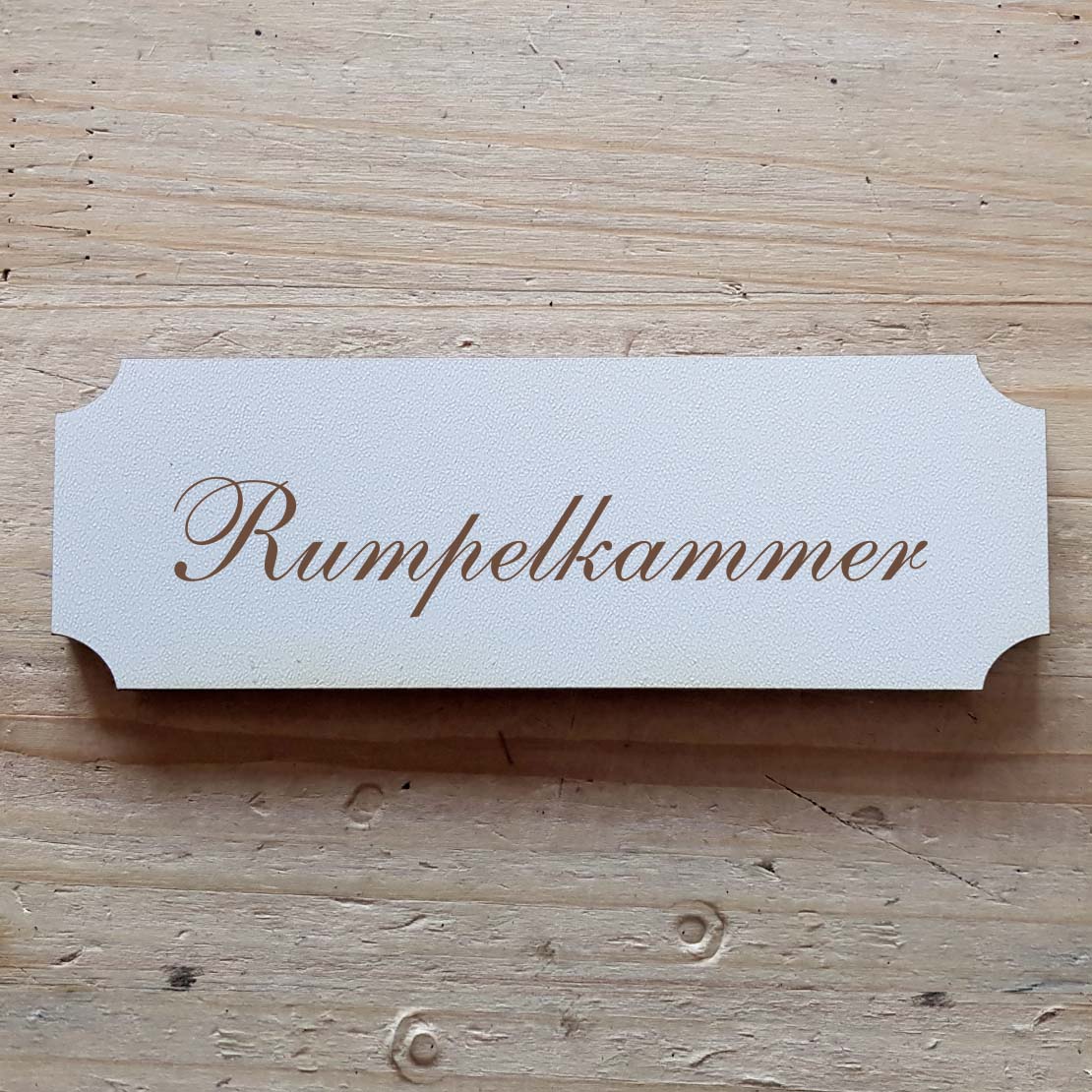 Selbstklebendes Schild « Rumpelkammer »